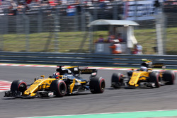 Nico Hulkenberg, Renault Sport F1 Team RS17, Jolyon Palmer, Renault Sport F1 Team RS17