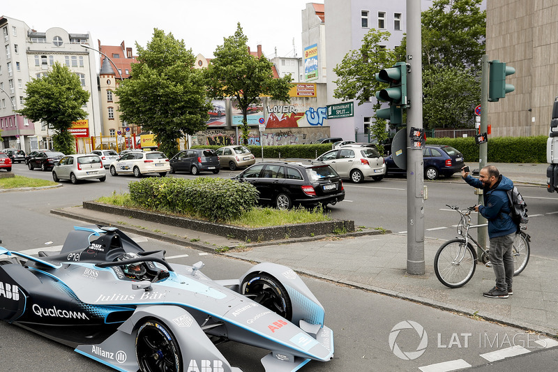Formula 1 World Champion, Nico Rosberg, drives the Formula E Gen2 car around the streets of Berlin