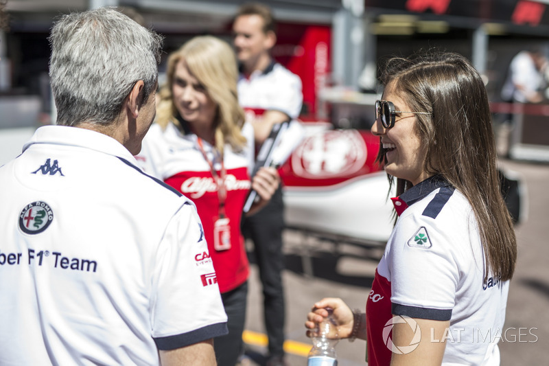 Tatiana Calderon, tester Sauber e Xevi Pujolar, Capo dell'ingegneria in pista Sauber