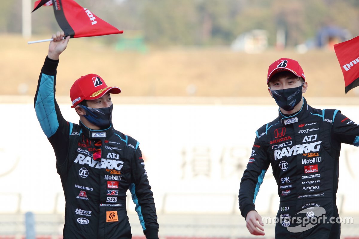 山本尚貴 Naoki Yamamoto、牧野任祐 Tadasuke Makino(#100 RAYBRIG NSX-GT)