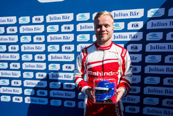 Pole position for Felix Rosenqvist, Mahindra Racing