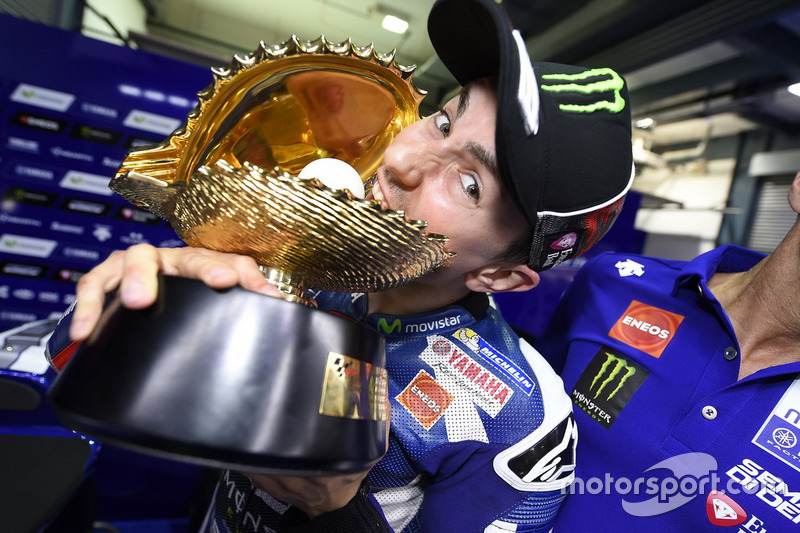 7. Jorge Lorenzo, Movistar Yamaha MotoGP, Yamaha with the trophy