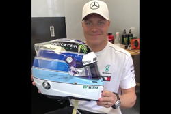Il casco speciale di Valtteri Bottas, Mercedes-AMG F1, per il GP di Monaco