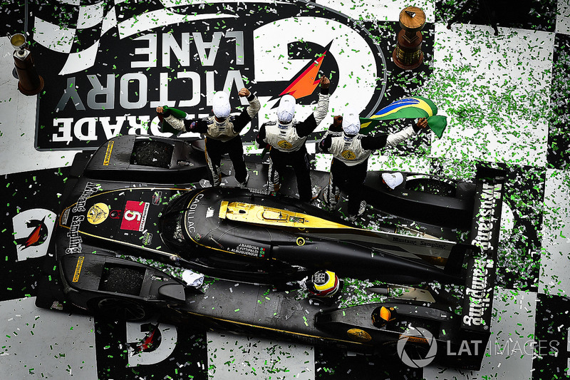 #5 Action Express Racing Cadillac DPi, P: Joao Barbosa, Christian Fittipaldi, Filipe Albuquerque celebrate the win in victory lane