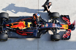 Race winner Daniel Ricciardo, Red Bull Racing RB14 celebrates in parc ferme
