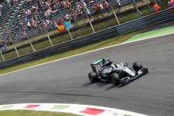 Льюіс Хемілтон, Mercedes AMG F1 W07 Hybrid