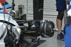 Williams FW38