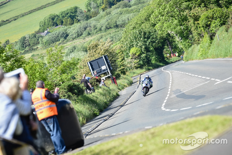 Ian Hutchinson, BMW