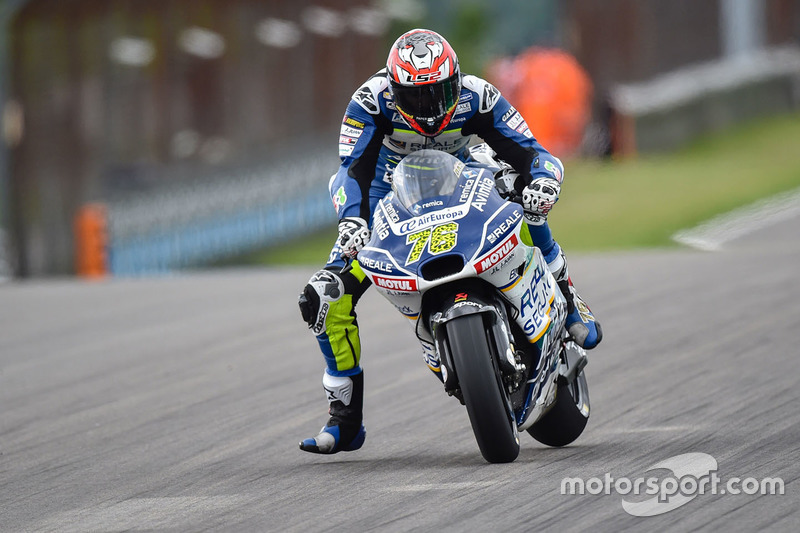 Loris Baz, 13 kali kecelakaan