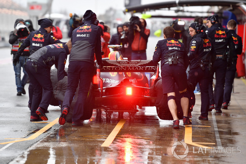 Meccanici Red Bull Racing e Daniel Ricciardo, Red Bull Racing RB14