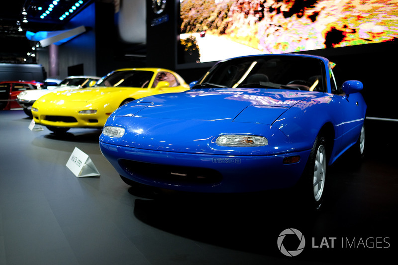Mazda MX-5 Miata, Mazda RX-7, Mazda Cosmo