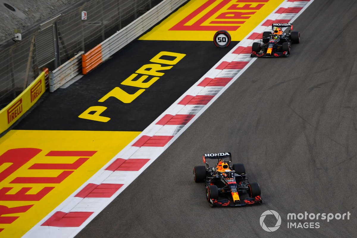 Max Verstappen, Red Bull Racing RB16B, Sergio Perez, Red Bull Racing RB16B