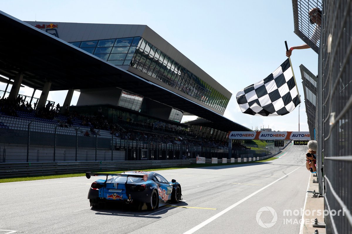 Race winner Liam Lawson, AF Corse Ferrari 488 GT3 Evo