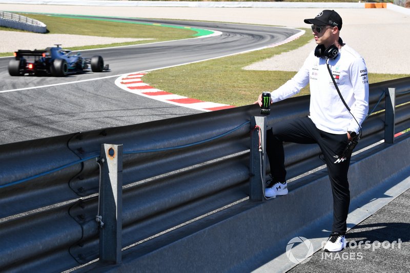 На тестах в Барселоне в составе Mercedes в 2019 году