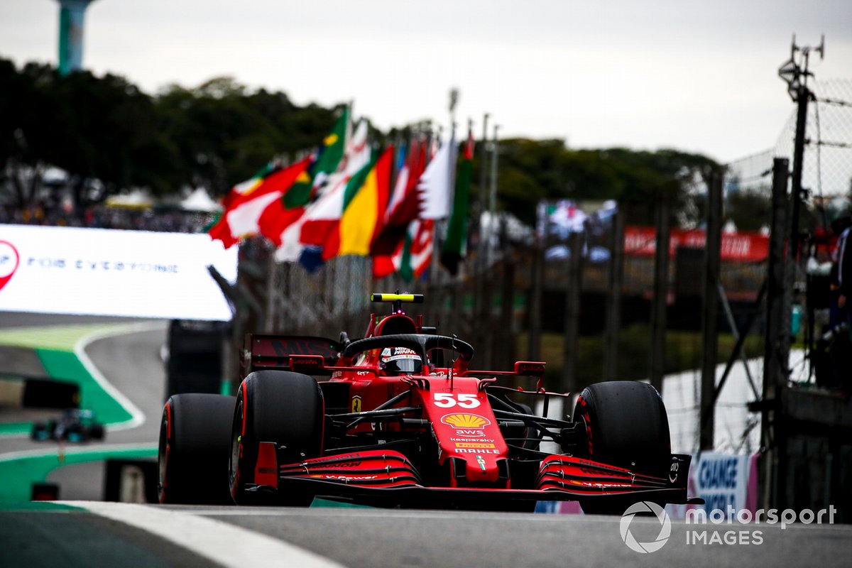 Carlos Sainz Jr., Ferrari SF21