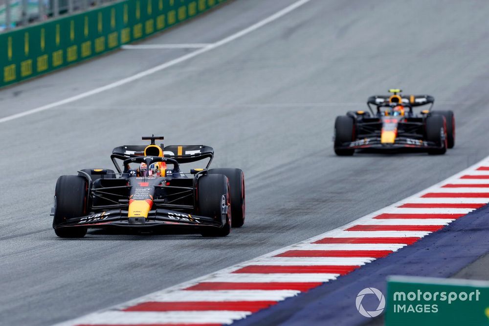 Max Verstappen, Red Bull Racing RB19, Sergio Pérez, Red Bull Racing RB19