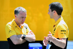 Bob Bell, Renault Sport F1 Team at Renault Sport F1 Team and Remi Taffin, Head of Renault Sport F1 Track Operations