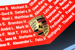 #1 Porsche Team Porsche 919 Hybrid front detail with drivers name