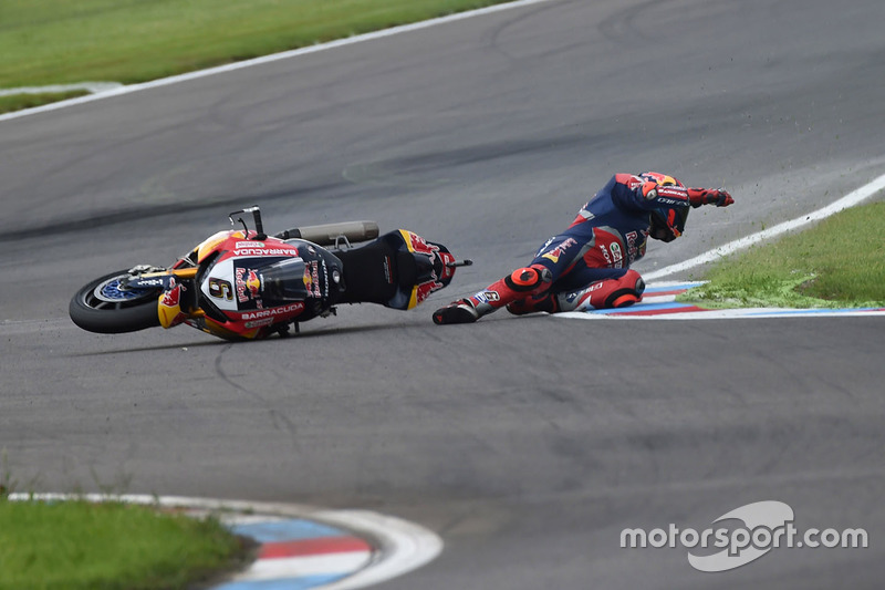 Unfall: Stefan Bradl, Honda World Superbike Team