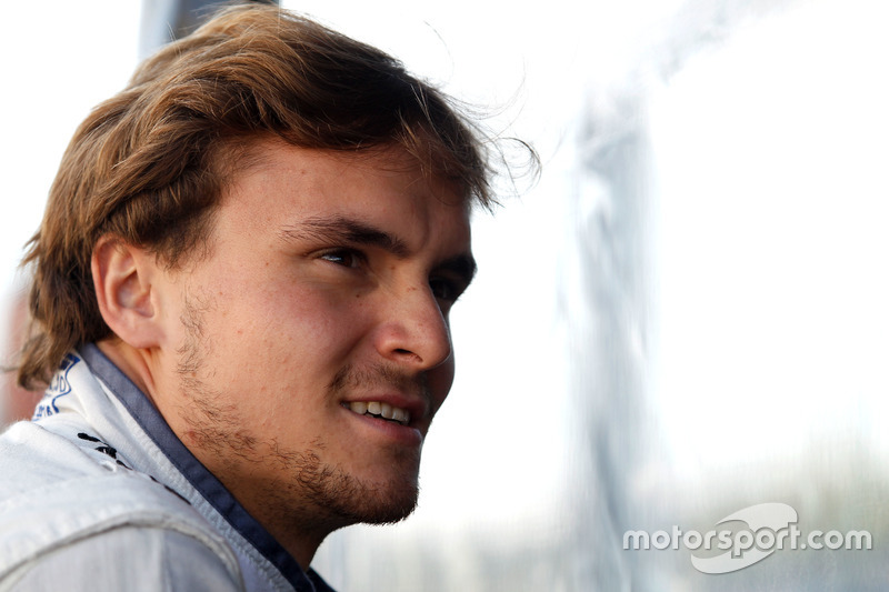 12. Lucas Auer (Mercedes)