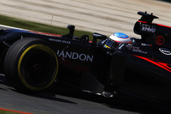 Фернандо Алонсо, McLaren MP4-31 на трасі