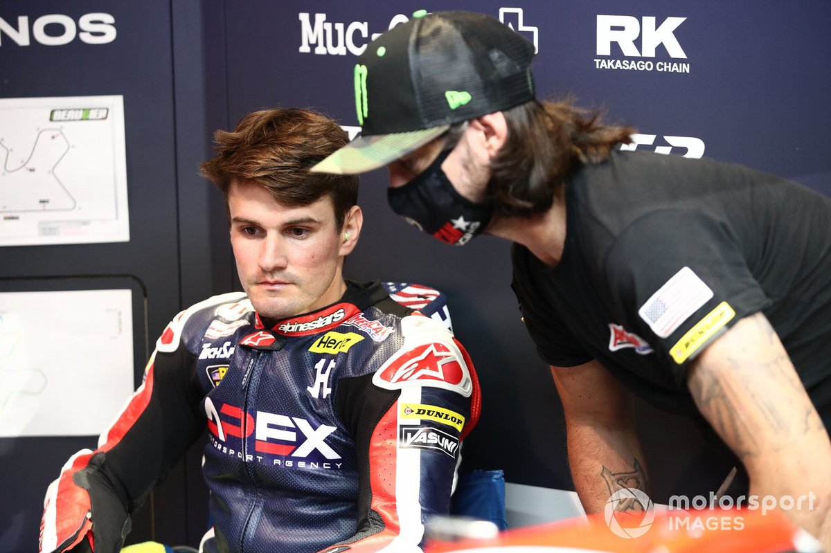 Cameron Beaubier dan Team Director American Racing, John Hopkins, saat FP2 Moto2 Doha 2021