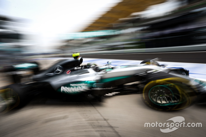 2: Nico Rosberg, Mercedes AMG F1 W07 Hybrid