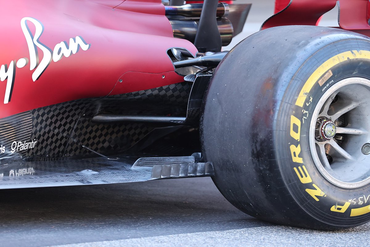 Ferrari SF21 floor detail