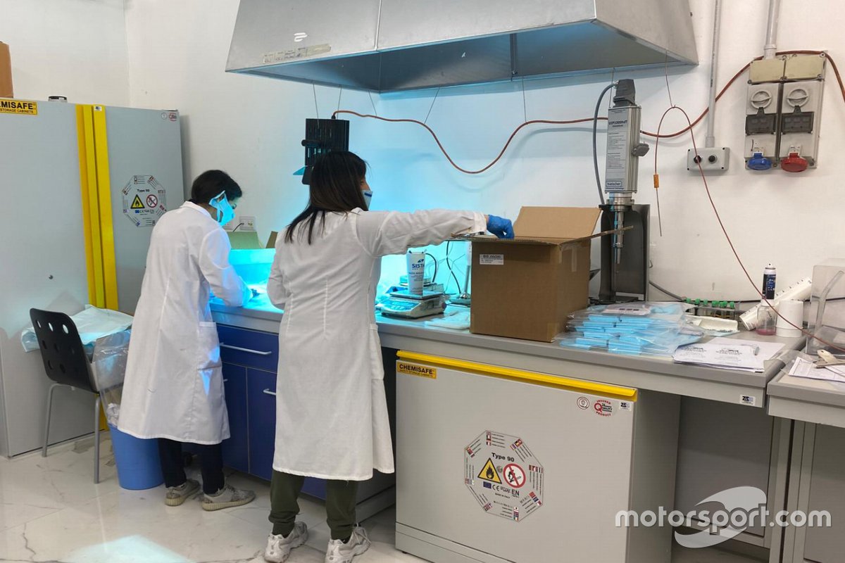 Trattamento UV alle mascherine Nanoprom