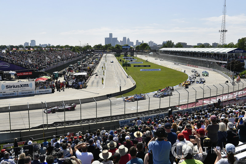 Marco Andretti, Herta - Andretti Autosport Honda, Scott Dixon, Chip Ganassi Racing Honda, Alexander Rossi, Andretti Autosport Honda, Robert Wickens, Schmidt Peterson Motorsports Honda, Start