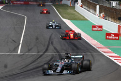 Льюіс Хемілтон, Mercedes AMG F1 W09, Себастьян Феттель, Ferrari SF71H, Валттер Боттас, Mercedes