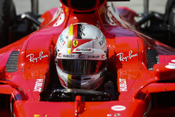 Yarış galibi Sebastian Vettel, Ferrari, Parc Ferme
