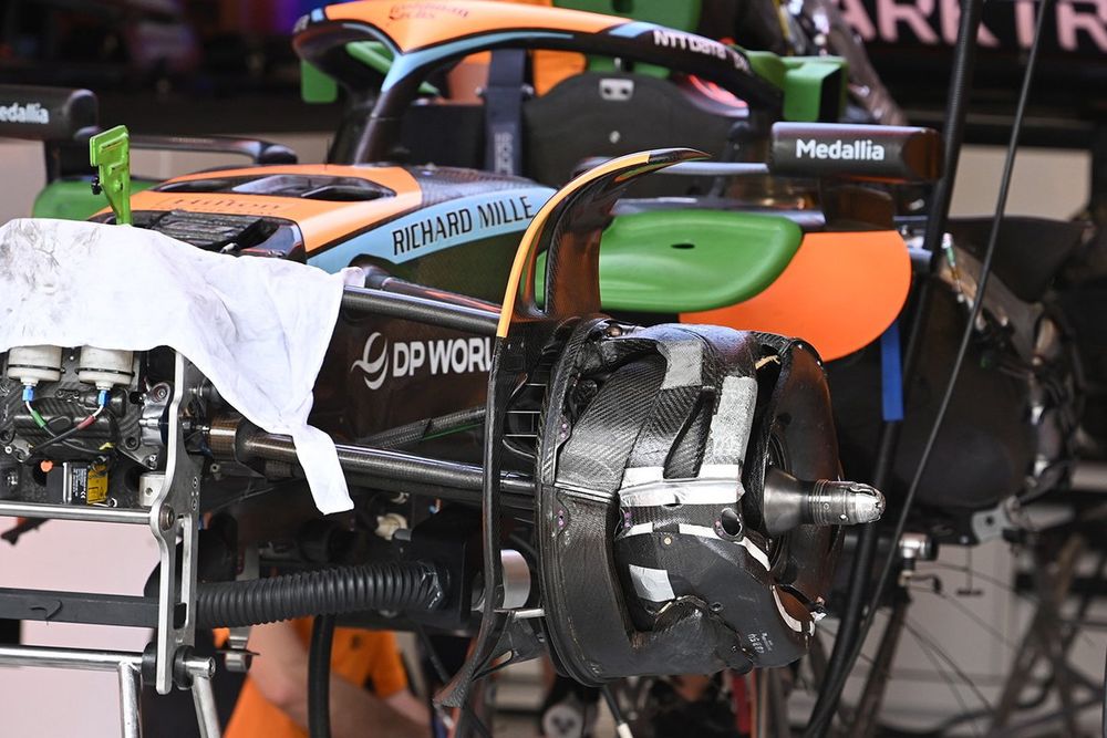 McLaren MCL60 detalle del tambor de freno
