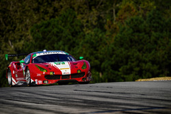 #63 Scuderia Corsa Ferrari 488 GT3: Christina Nielsen, Alessandro Balzan, Matteo Cressoni