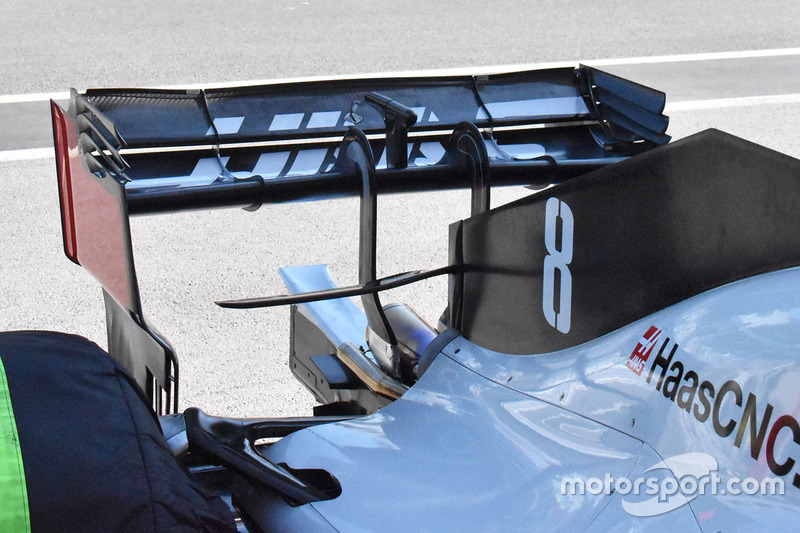 Haas F1 Team VF-18 arka kanat detay