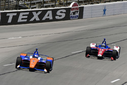 Scott Dixon, Chip Ganassi Racing Honda, Tony Kanaan, A.J. Foyt Enterprises Chevrolet