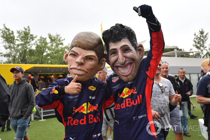 Карикатура Макса Ферстаппена, Даніеля Ріккардо, Red Bull Racing