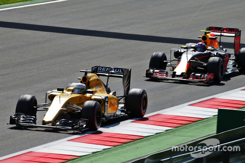 Kevin Magnussen, Renault Sport F1 Team RS16