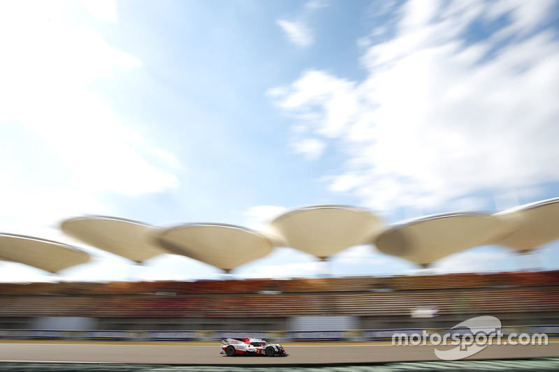 #7 Toyota Gazoo Racing Toyota TS050-Hybrid: Mike Conway, Kamui Kobayashi, José María López
