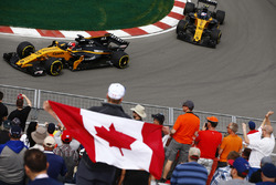 Nico Hülkenberg, Renault Sport F1 Team RS17, Jolyon Palmer, Renault Sport F1 Team RS17