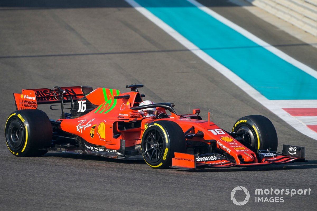 Charles Leclerc, Ferrari SF21, saat tes ban 18 inci di Sirkuit Yas Marina, Abu Dhabi.