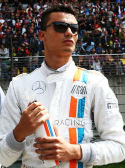 Pascal Wehrlein, Manor Racing in der Startaufstellung