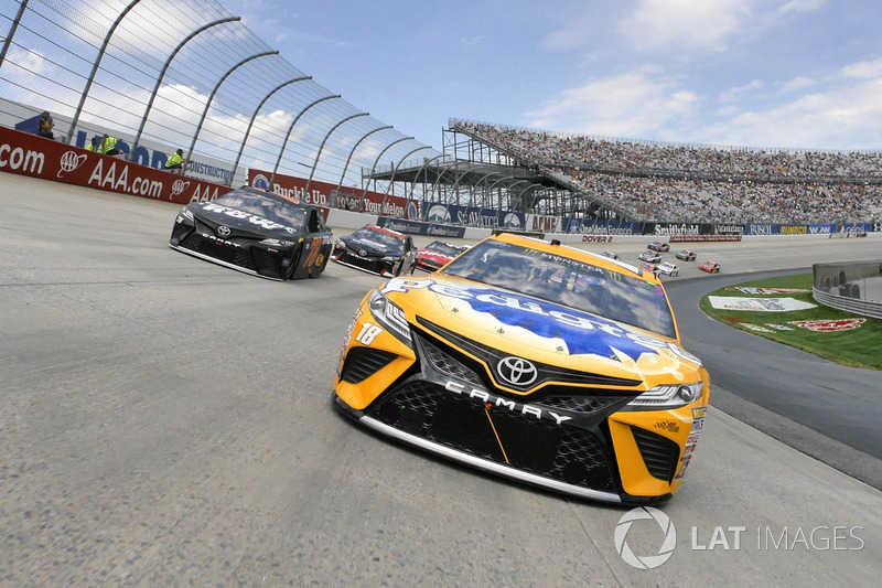 #9: NASCAR hinter dem Pace-Car