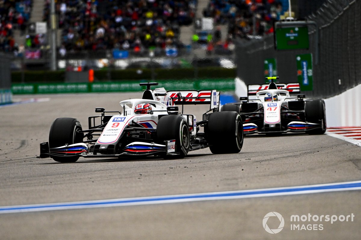 Nikita Mazepin, Haas VF-21, Mick Schumacher, Haas VF-21