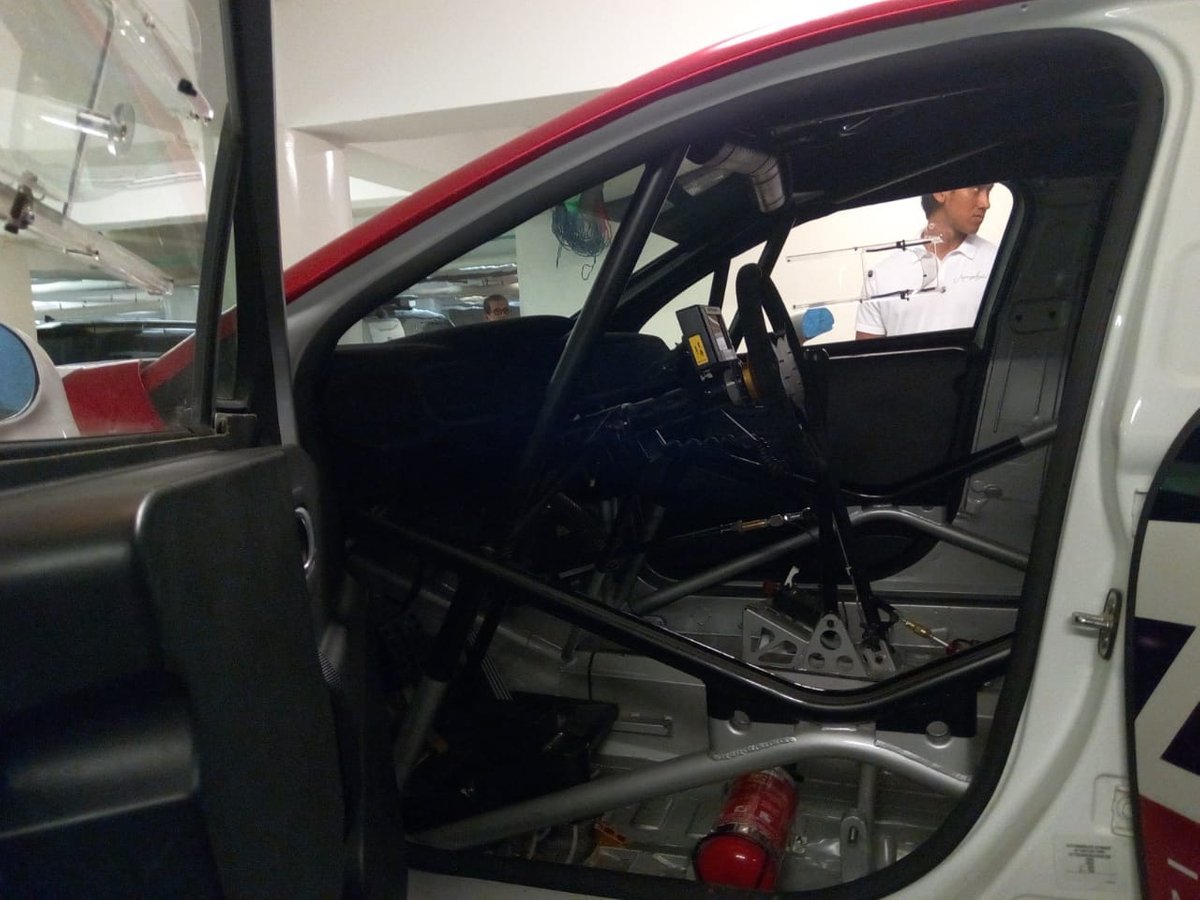 Roll cage Citroen C3 geberan Sean Gelael terlihat utuh seusai insiden di Kejurnas Sprint Rally 2021, Sabtu (27/11/2021) lalu.