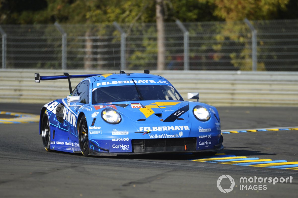 P54 #78 Proton Competition Porsche 911 RSR: Horst Felbermayr Jr., Michele Beretta, Max van Splunteren