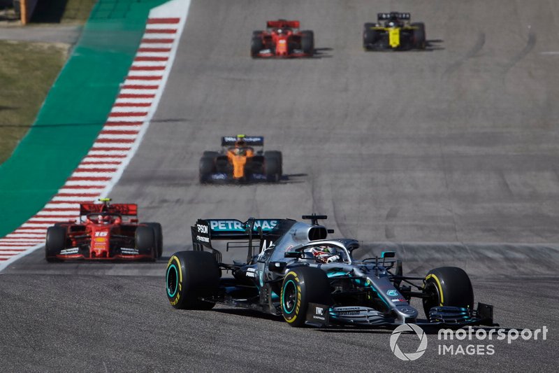 Lewis Hamilton, Mercedes AMG F1 W10, leads Charles Leclerc, Ferrari SF90, Lando Norris, McLaren MCL34, Sebastian Vettel, Ferrari SF90 and Daniel Ricciardo, Renault F1 Team R.S.19