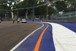 GP Singapore, dettaglio del cordolo alla curva 2