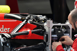 Ferrari SF70H, sospensione anteriore