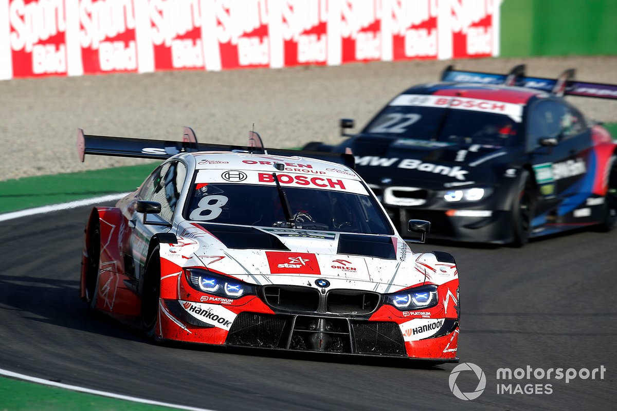 Pembalap Robert Kubica saat tampil dengan BMW M4 Turbo dalam DTM 2020 bersama Orlen Team ART.